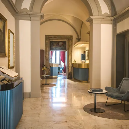Hotel Bosone Palace
