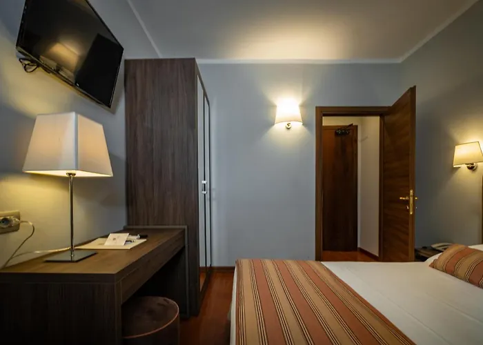 Bosone Palace 4* غوبيو